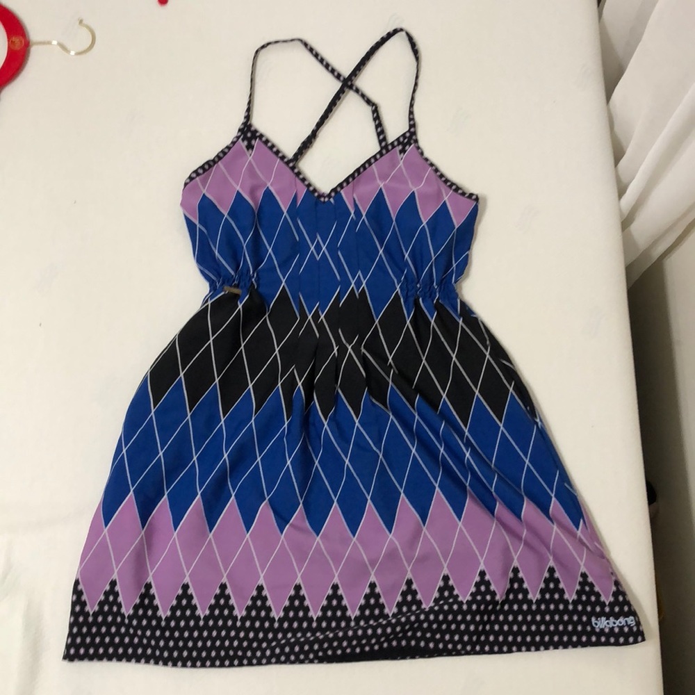 Patterned Billabong dress. Fully lined!